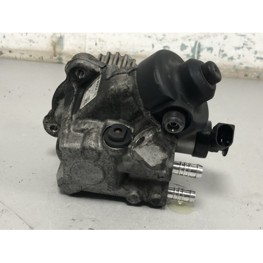 Топливный насос ТНВД 2.0 TDI CAG CAH AUDI A4 Q5 03L130755AC 2008-2016