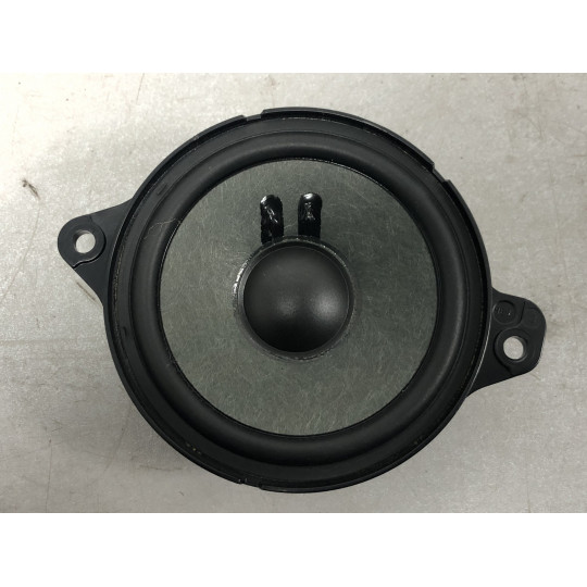 Динамик AUDI A4 BANG&OLUFSEN 8W0035303 2016-2022