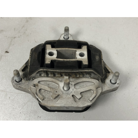 Подушка кпп AUDI A4 8W0399156 2016-2022