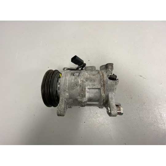 Компресор кондиціонера AUDI A4 8W0816803T 2016-2022