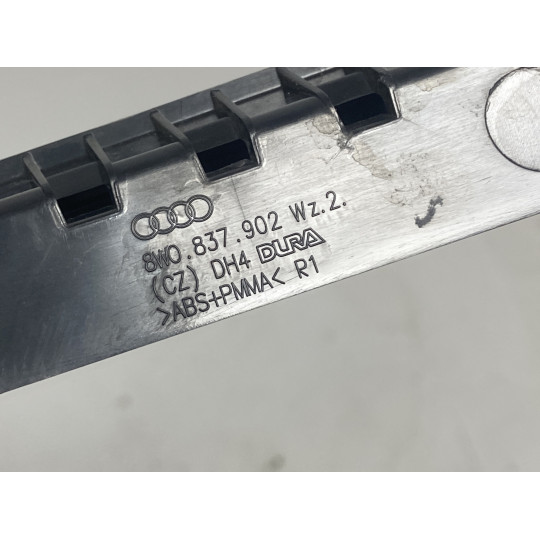 Накладка наружных дверей справа AUDI A4 8W0837902 2016-2022