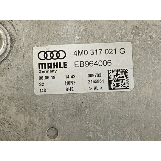 Олійний радіатор кп AUDI A4 4M0317021G 2016-2022