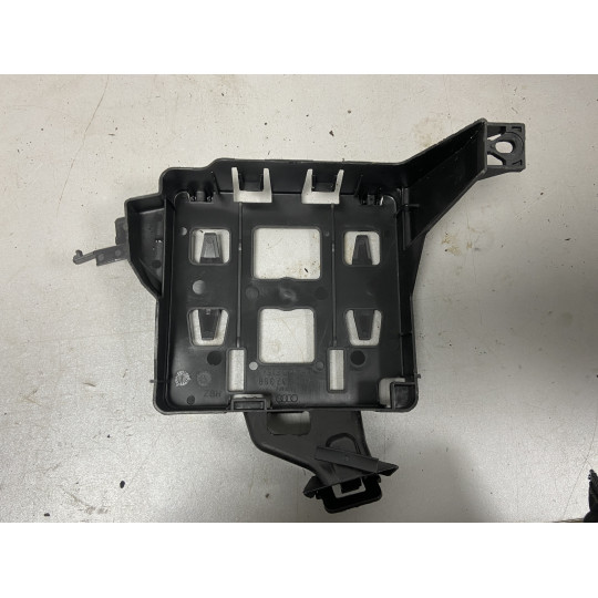 Кронштейн блоку комфорту AUDI A4 8W0907368 2016-2022