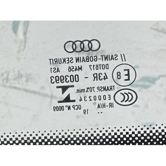 Лобовое стекло 19 год AUDI A4 RS4 8W0845099S 2016-2022