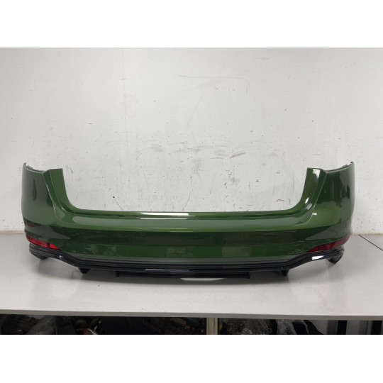 Задний бампер AUDI A4 RS4 (Карбон) 8W9807067K 2016-2022