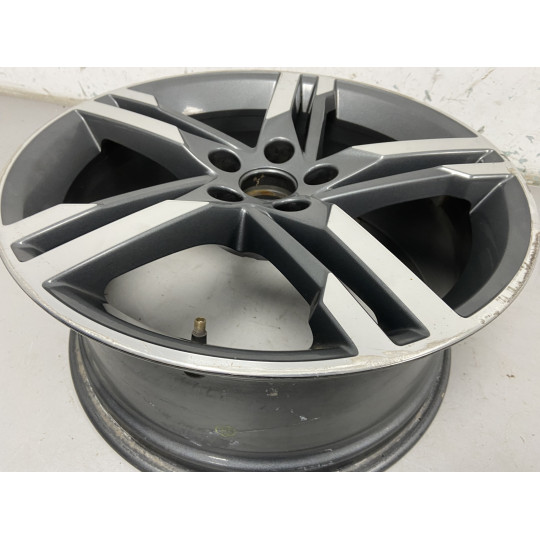 Колесний диск AUDI A4 (Дефект борти) R18 8JX18H2 ET40 JG3/K80 8W0601025M 2016-2022