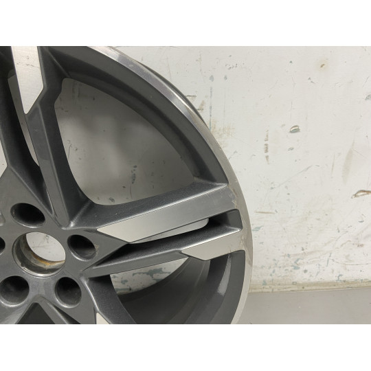 Колесный диск AUDI A4 (Дефект обода) R18 8JX18H2 ET40 JG3/K80 8W0601025M 2016-2022