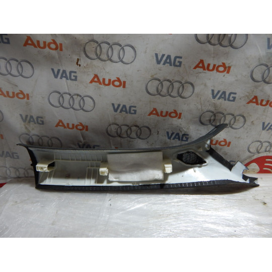 Накладка салона левая AUDI А3 8V5867233A 2013-2021