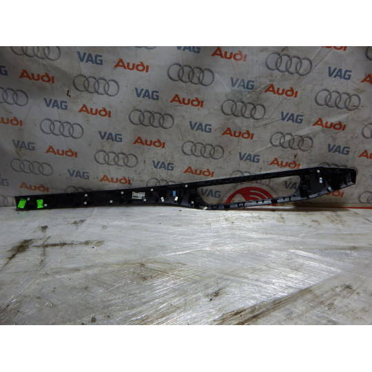 Декоративна накладка AUDI A4 8W1853190 2016-2020