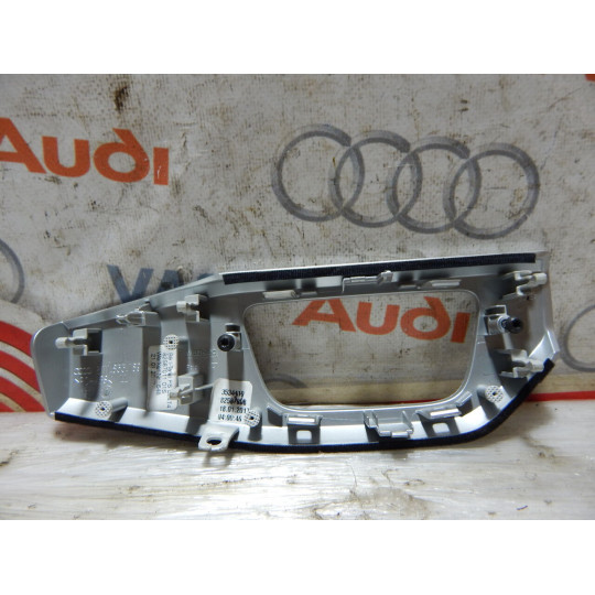 Декоративная накладка AUDI A4 8W1853189N 2016-2020