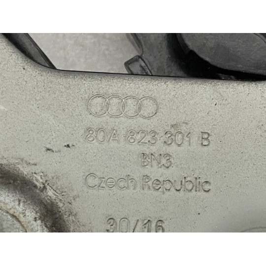 Петля капота ліва AUDI Q5 80A823301B 2016-2022