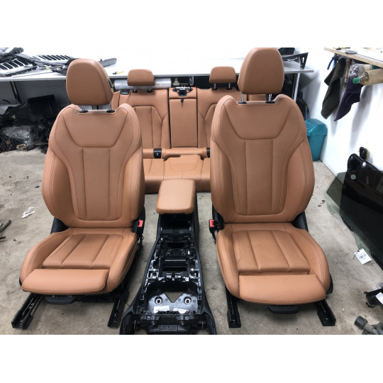 Комплект салона с перфорацией (дефект) BMW X3 G01 52105A1ADE0 2021-