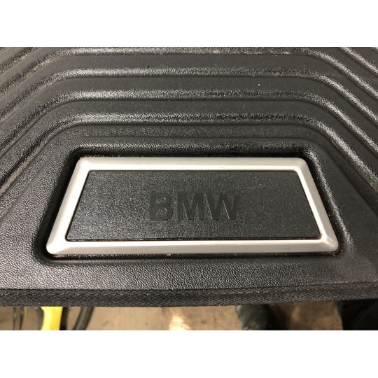 Резиновый коврик в багажник BMW i4 G26 51472475283 2021-