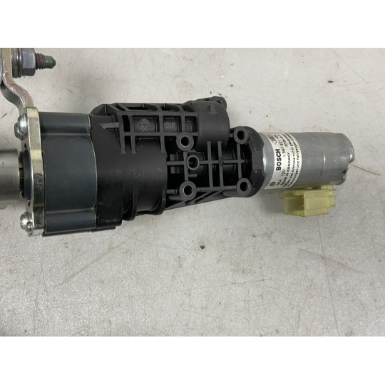 Петля багажника з моторчиком AUDI A4  8W9827299 2016-2022