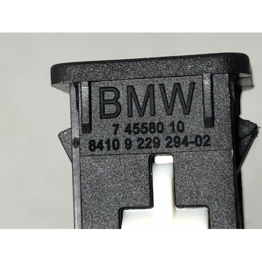 USB гнездо BMW i4 G26 84109229294 2021-