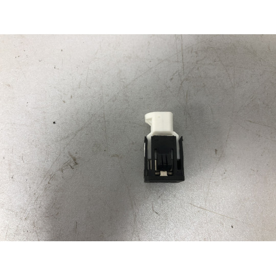 Гніздо USB BMW i4 G26 84109229294 2021-