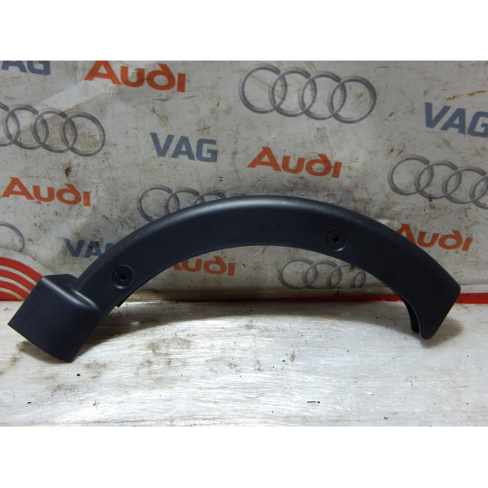 Защита петли левой AUDI A4 8W5971821 2016-2020