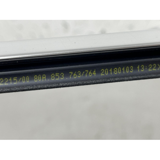 Уплотнитель двери с декоративной накладкой задний правый AUDI Q5 80A853764 2016-2022
