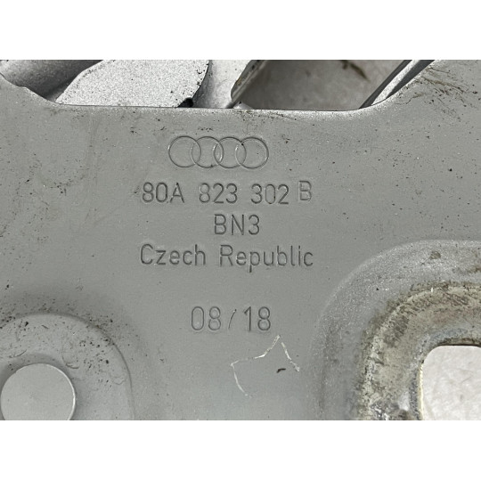 Петля капота правая AUDI Q5 80A823302B 2016-2022