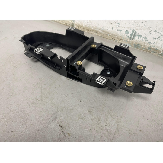 Кронштейн ручки коробки передач AUDI S5 A4 8W1863531 2016-2022