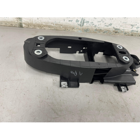 Кронштейн ручки коробки передач AUDI S5 A4 8W1863531 2016-2022