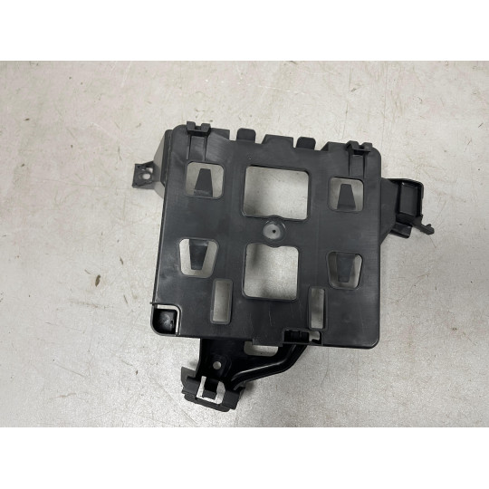 Кронштейн блока комфорта AUDI S5 A4 8W0907368 2016-2022