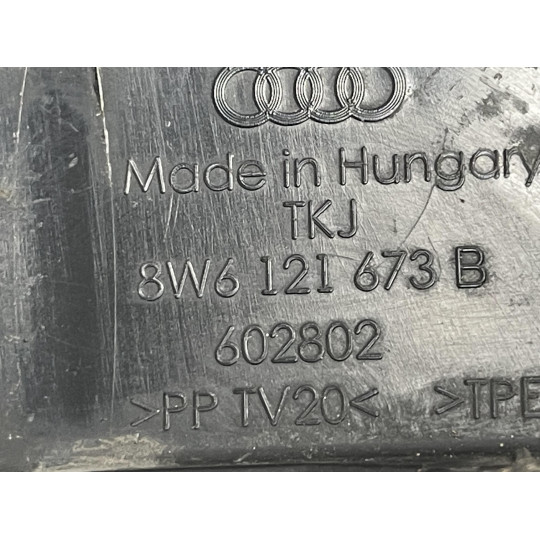 Дефлектор радіатора лівий AUDI S5 8W6121673B 2016-2022