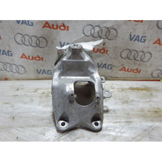 Кронштейн підушки двигуна AUDI A5 4M0199308CE 2017-2021