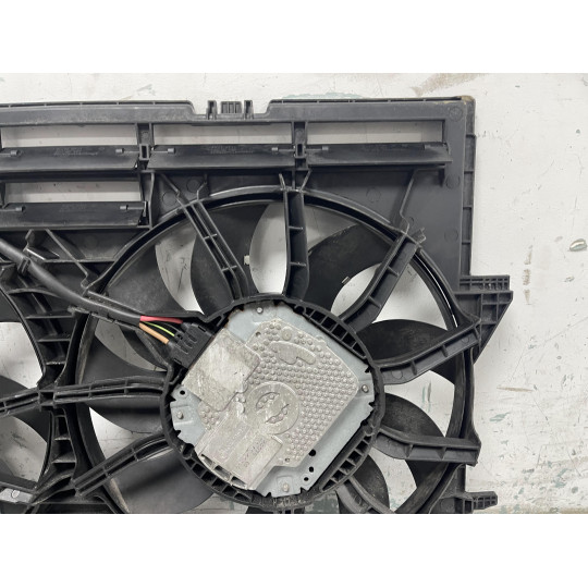 Дифузор вентеляторів із моторами AUDI Q5 8K0121207D 2008-2016