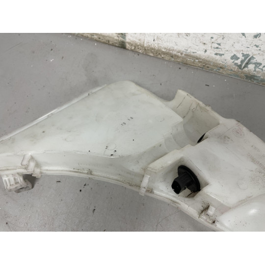 Бачок омывателя AUDI A6 4G8955451J 2011-2018