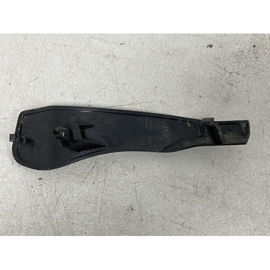 Правая накладка петли капота AUDI A6 4G8823630 2011-2018