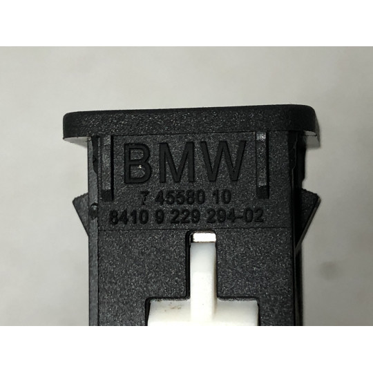 Гніздо USB BMW X3 G01 84109229294 2017-