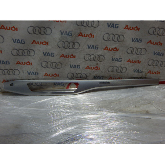 Декоративна накладка AUDI A4 8W1853190A 2016-2021