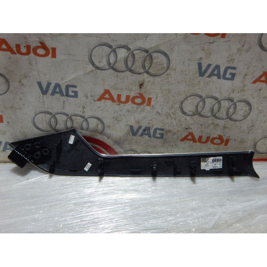 Накладка дверей AUDI A4 8W0867410B 2016-2020