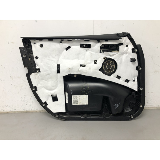 Обшивка передней правой двери BMW X3 G01 51417936652 2021-