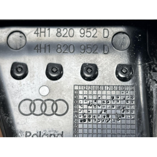 Передня накладка з дефлекторами AUDI A8 4H1820902A 4H1857212A 2010-2018