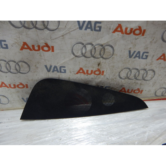 Решетка динамики торпеды AUDI A4 8W1819636C 2016-2020