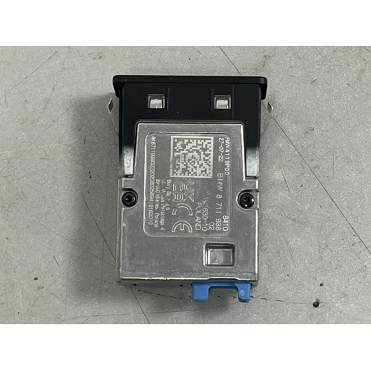 Двойное USB гнездо BMW X3 G01 84108711938 2021-