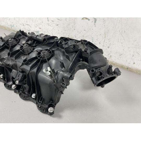 Впускной коллектор 2.0 BMW 5 G30 11618647975 2021-