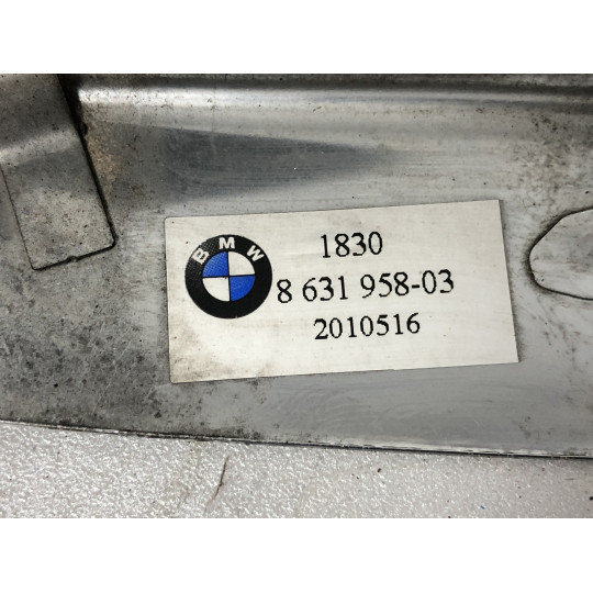 Накладка вихлопної труби ліва BMW 5 G30 18308631958 2017-