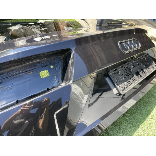 Крышка багажника AUDI Q7 4M0827025D 2016-2022