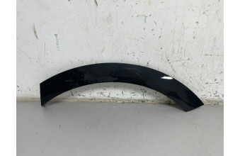 Накладка арки колеса задняя левая AUDI E-Tron 4KE853817A 2019-