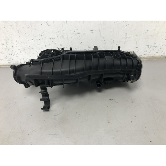 Впускний колектор 2.0 BMW X3 G01 11618603914 2017-2021