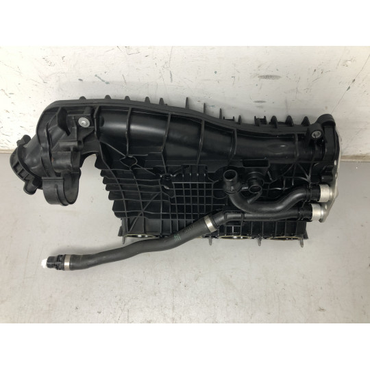 Впускний колектор 2.0 BMW X3 G01 11618603914 2017-2021