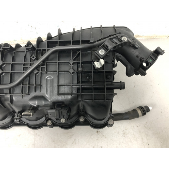 Впускний колектор 2.0 BMW X3 G01 11618603914 2017-2021