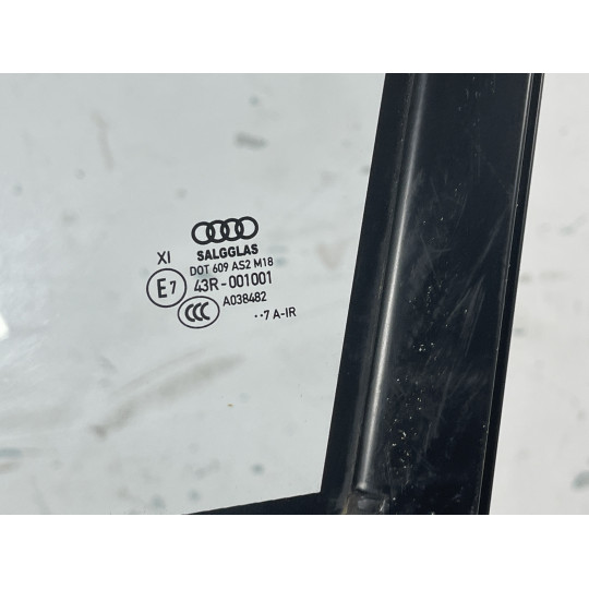 Скло передньої лівої дверки (глухе) AUDI Q7 4M0845113A 2016-2022