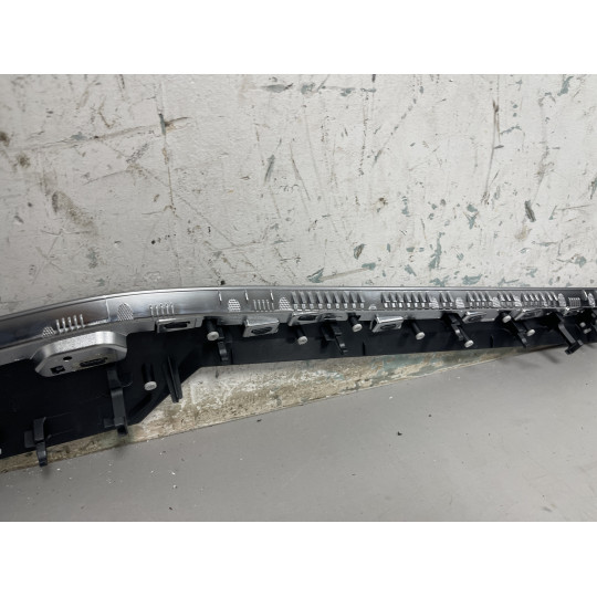 Декоративна накладка AUDI E-Tron 4KR853189H1V0 2019-