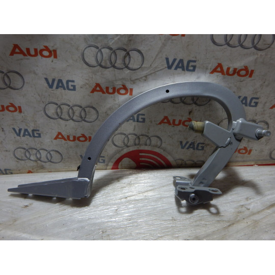 Петля с дугой крышки багажника левая AUDI A4 8W5827305A 2016-2020