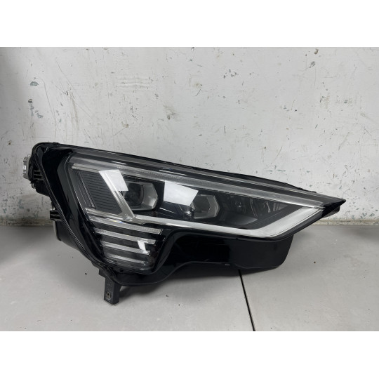 Передняя правая фара AUDI E-Tron 4KE941782A 4KE941040A 2019-