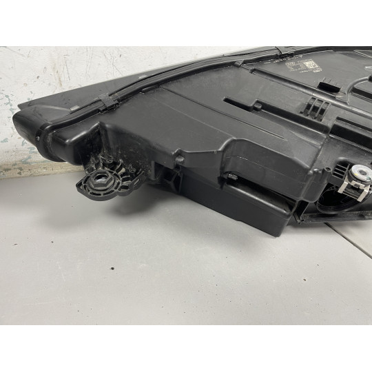 Передняя правая фара AUDI E-Tron 4KE941782A 4KE941040A 2019-